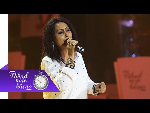 Suzana Smajic - Placem da niko ne vidi - (live) - NNK - EM 06 - 20.12.2020
