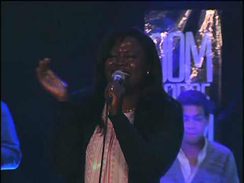 Mariete Muginga - "Tudo Ele Faz" (DSD Abril2013)