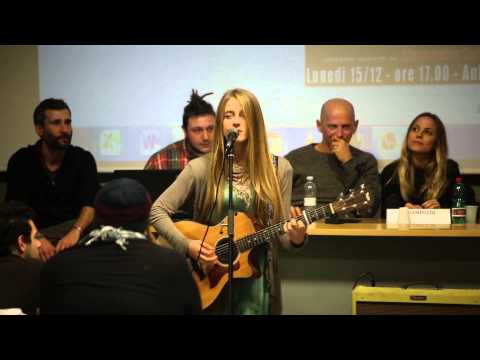 Wrong Skin (live at DAMS, RomaTre) - Marialuna Cipolla