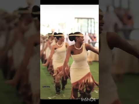 Rwanda rwiza rw' imisozi y'amataba ateze adatemba