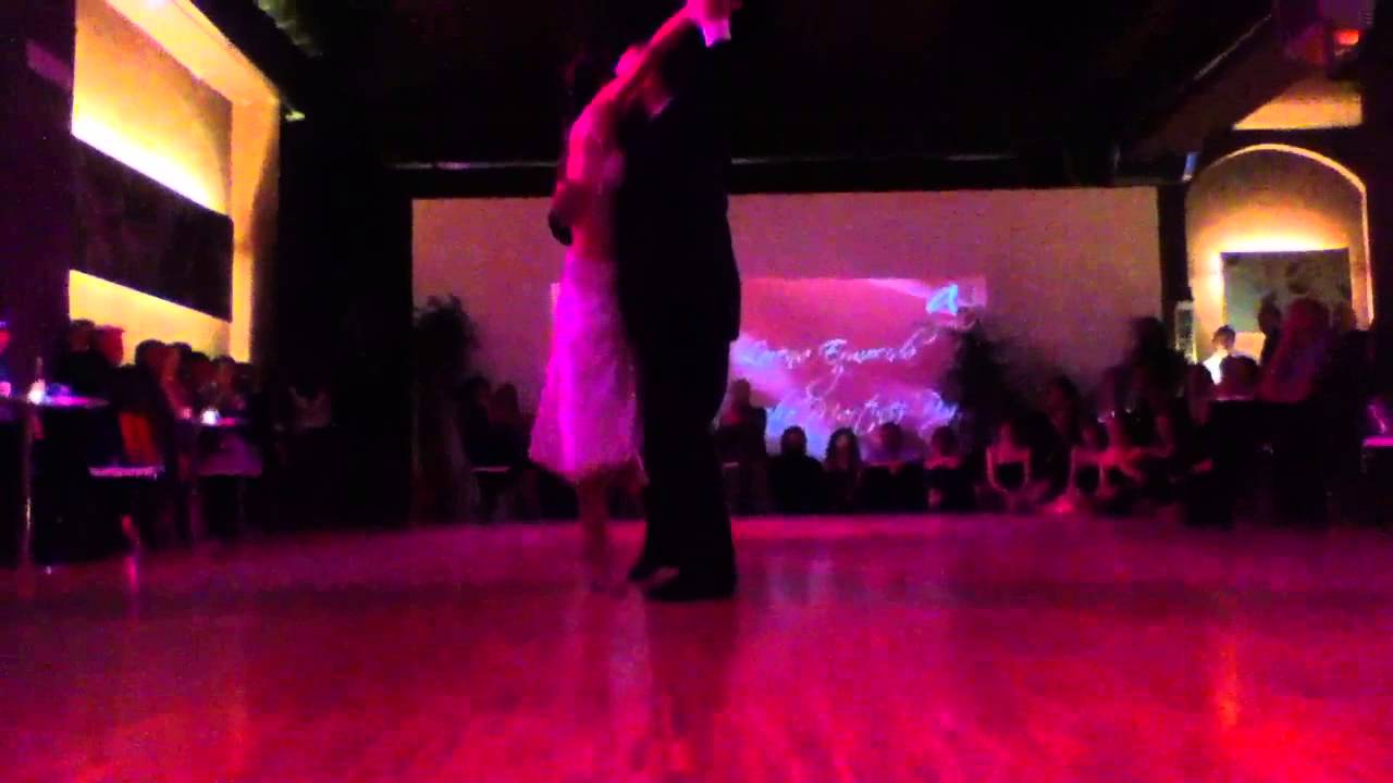 Lorena Ermocida y Pancho Martinez Pey - Mala Junta