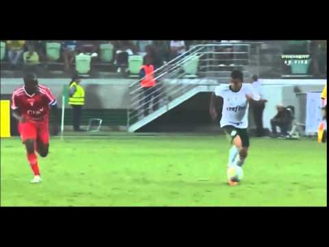 Golaço Robinho Palmeiras 3 x 1  Mogi Mirim 04/04/2015