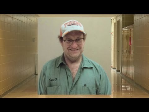 Delano Man Killed After Hitting Tree