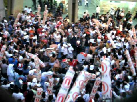 "TRINCHERA NORTE en la previa U-Burras" Barra: Trinchera Norte &bull; Club: Universitario de Deportes