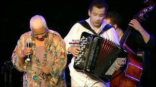 autumn leaves - Barbara Morrison (Edith Piaf)