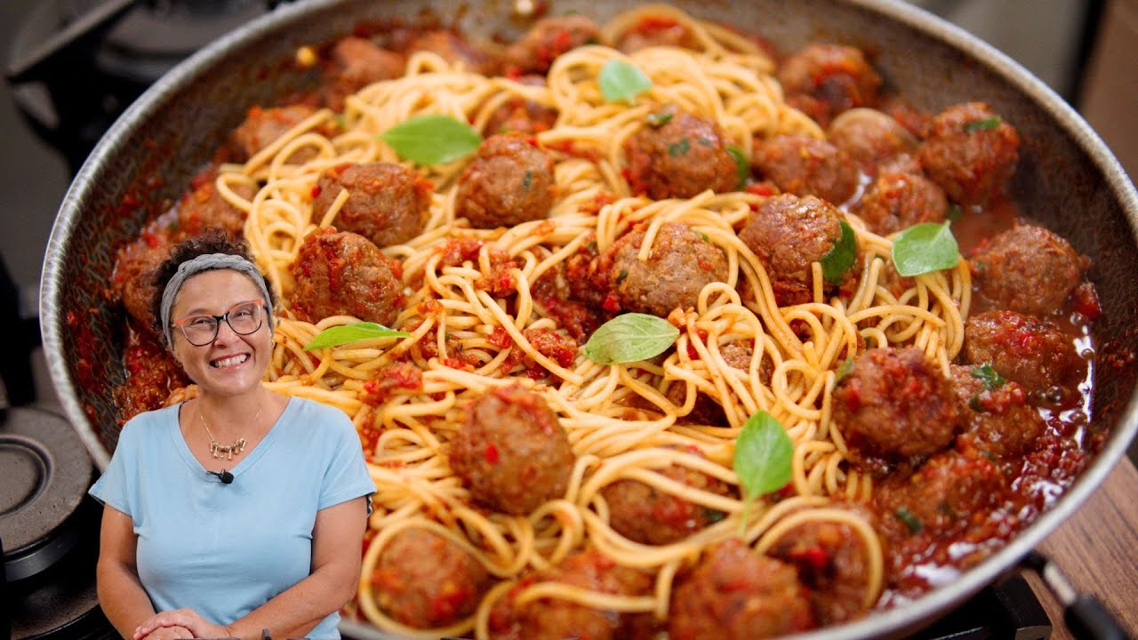 ALMONDEGAS COM MACARRÃO NA RECEITA PERFEITA! - Wilza Leonel