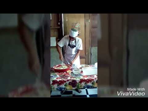 how to make a chocolate cake?