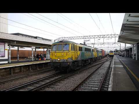 The end is nigh! Class 86/6's power past Colchester. 4M87 Felixstowe - Trafford Park Freightliner