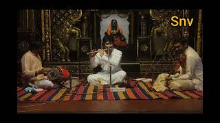 ಮಧ್ವಮಂಟಪದಲ್ಲಿ ಎಲ್. ವಿ  ಮುಕುಂದ್ ಇವರಿಂದ  ಕೋಳಲುವಾದನ