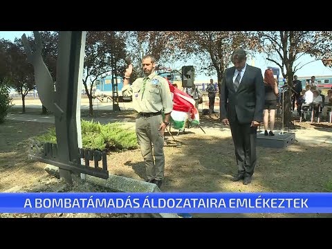 A vasútállomás második világháború alatti bombázására emlékeztek ma délelőtt Cegléden