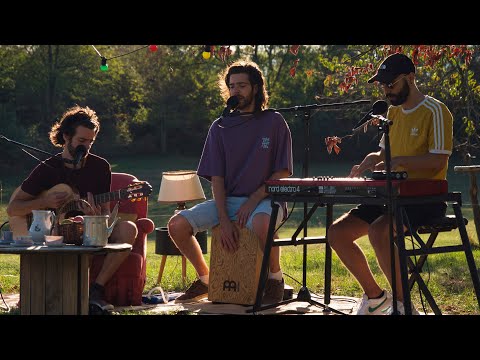 Dub Silence acoustique (live in garden)