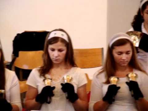 cor de clopotei (handbells) - suceava in Biserica c.d.e din Negostina
