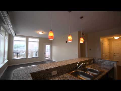 3 Bed 2 Bath Apartment Walkthrough - Gateway Apartments C1