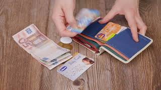 Жіночий гаманець із натуральної шкіри вертикального формату ST Leather 19440 бежевий