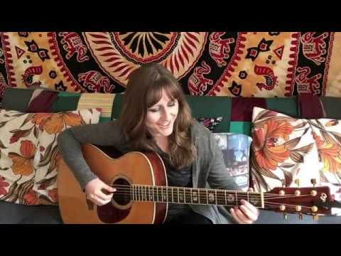 Lockdown Jukebox 2020 - #60 - The Man With The Child In His Eyes (Kate Bush acoustic cover)