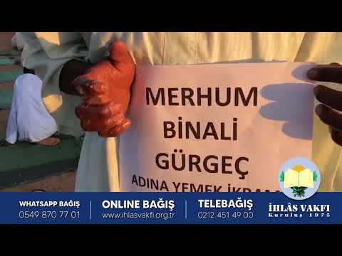 Sudan'da Yetimler İçin İki Ayrı İkram Yapıldı!