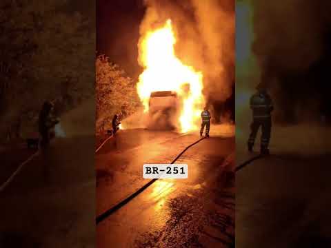 FRANCISCO SÁ/MG – OCORRÊNCIA DE INCÊNDIO EM VEÍCULO AUTOMOTOR NA BR 251 INSCREVA-SE