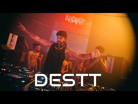 DESTT @ ESTRAGO x RIKTUS | THOSE WHO DANCE, LISBOA