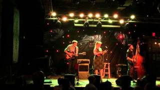 &quot;Stay A Little Longer&quot; Hot Club of Cowtown 3/5/2016
