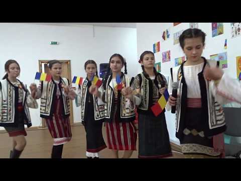 Centenarul Marii Uniri la Girov - 9 (spectacol elevi)