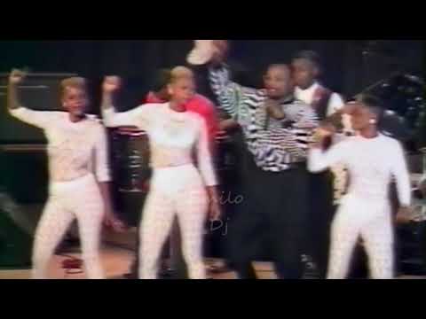 Koffi Olomide "légende" - Petit frère ya Jésus (live à Paris 1992)