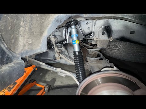 FAST & EASY 4th Gen 4Runner Rear Shock Replacement