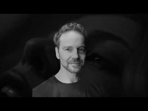 Suspicious minds - Ulric Björklund