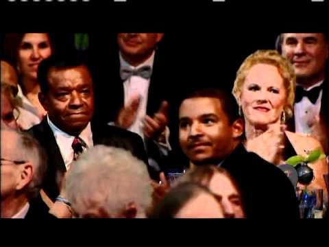 Smokey Robinson inducts Little Anthony and the Imperials Rock and Roll Hall of Fame Inductions 2009