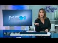 Estudante Doa Seu Casaco No Dia Mais Frio Do Ano