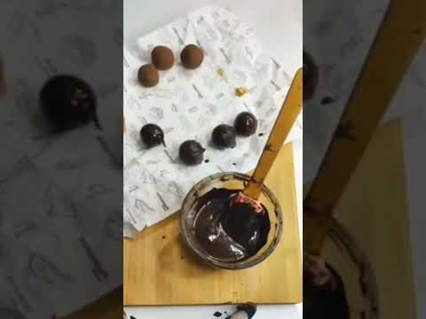 Cadbury Truffles|| Truffles Recipe| Handmade Chocolate| #truffles #cadbury #shorts #shortsvideo