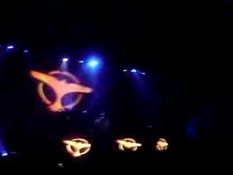 Tiesto @ Webster Hall, NYC - 5 - Seal - The Right Life