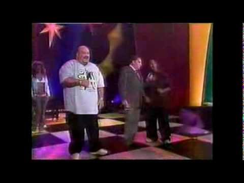 Pueblo Café en Sabado Gigante.  08/29/2004.