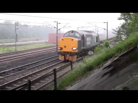 class 37 37606+37611 tnt @Ferryhill @ 5/7/12