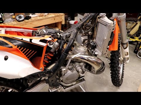 KTM 200 XC-W | Top end rebuild | Part 1