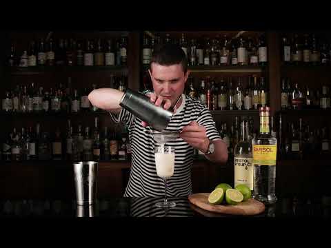 How to make the Perfect Pisco Sour - The Whisky Exchange