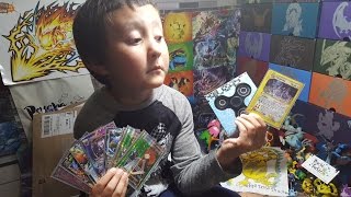 THE RAREST CARD GIVEAWAY!! FREE FIDGET SPINNER!! BEST FANMAIL CARDS! POKEMON Friday Freeday #25!!!