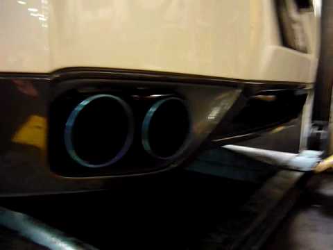 R35 with HKS Legamax Premium exhaust system