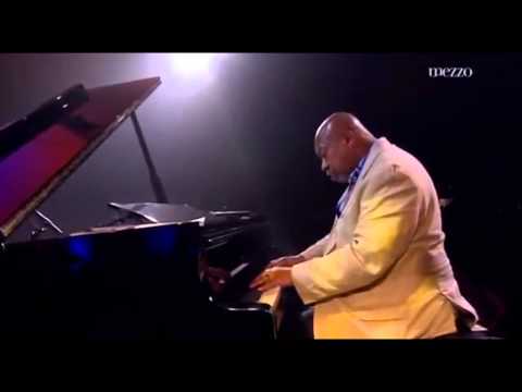 Kenny Barron (Jazz in Marciac 2010) Duke Ellington Medley