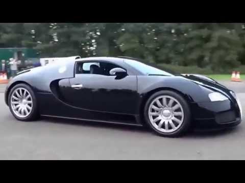 Drag Race: Bugatti Veyron vs La Ferrari