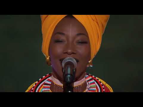 Fatoumata Diawara - Negue Negue Live at Grammy®