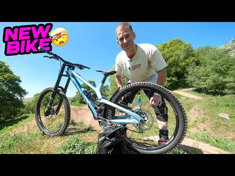 MY NEW DOWNHILL BIKE IS A WORLD CUP WINNING DREAM MACHINE!