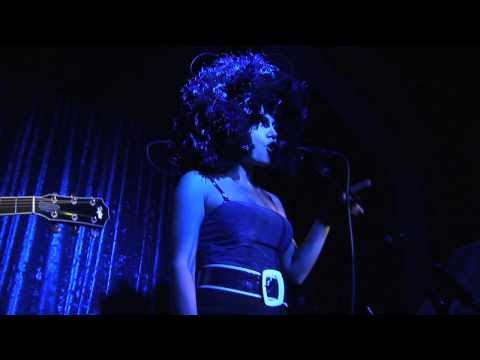 One O" Clock Trio - Medina