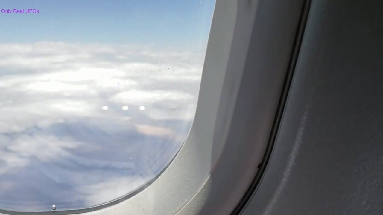 UFOs over Arizona from the aircraft.
