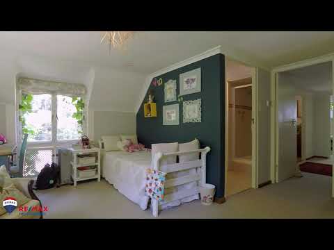 Large family home in Top Suburb with Studio Apartment, La Sandra, Somerset West, Western Cape