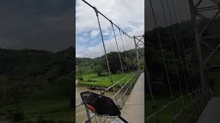 Download lagu Jembatan Gantung Toblong Garut #suasanapedesaan #garut #motovlogkampung mp3