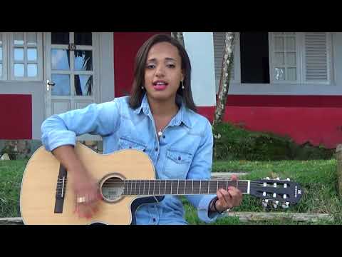 Deus Está Vivo - Kellyane