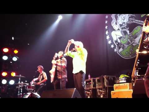 Brian Setzer´s Rockabilly Riot  with Johan Frandsen THE KNOCKOUTS - Helsinki Ice Hall 2011
