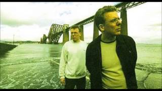 The Proclaimers - She Arouses Me So - Persevere