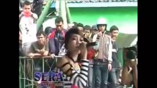Download lagu OM SERA  VIA VALLEN     TERPUKAU mp3