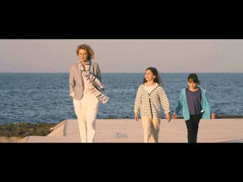 Viajo sola - Trailer VOSE